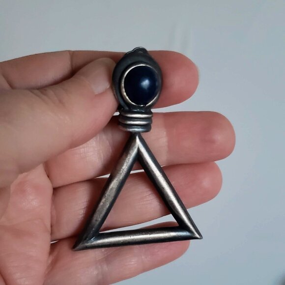Vintage 80s ITALY Navy Blue Gunmetal Clip On Earrings geometric Triangle Large - Picture 2 of 7
